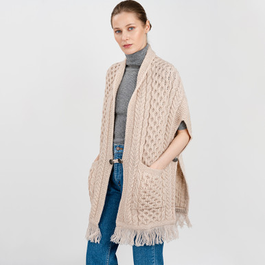 Ladies Irish Cable Pattern Pocket Shawl
